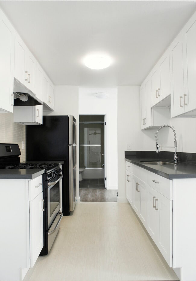 Photo - 5837 Virginia Ave