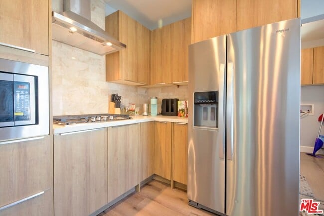 Photo - 9001 S 5th Ave