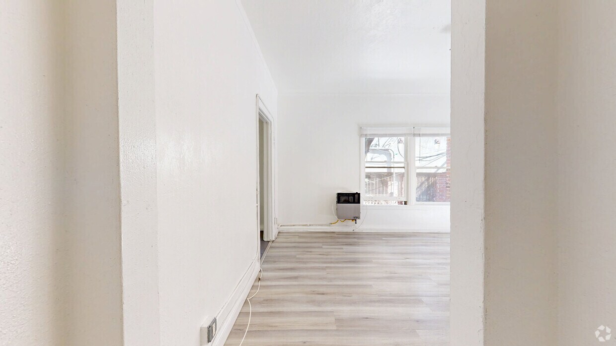 3D Tour - Manhattan Place Apartments