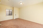1BR, 1BA - 650SF - Dining Area - Montrose Apartments