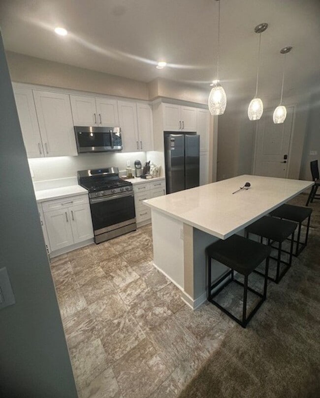 Photo - SPACIOUS 3 BEDROOM 3.5 BATH TRI-STORY TOWNHOME