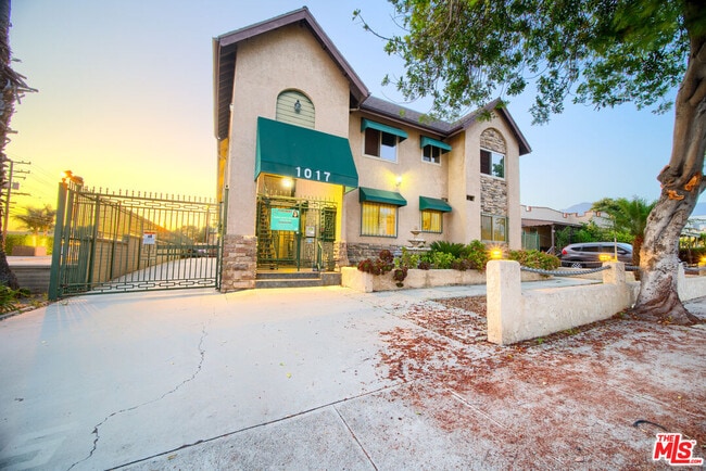 Photo - 1017 Sonora Ave Unit A