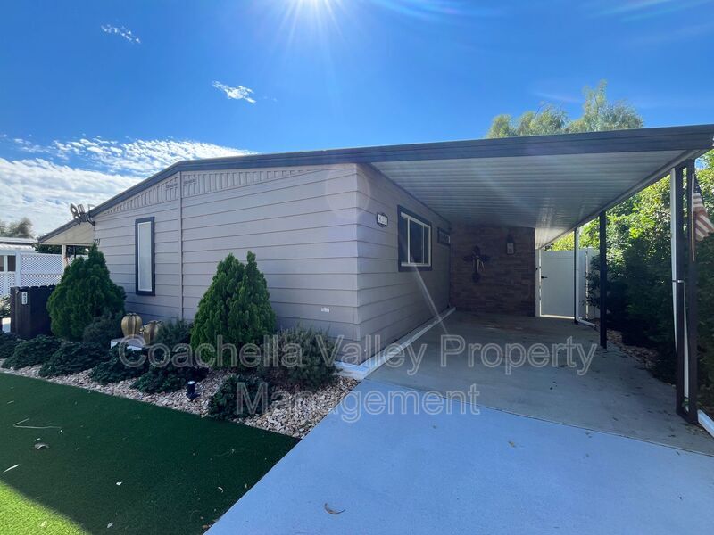 Photo - 421 S Paseo Laredo