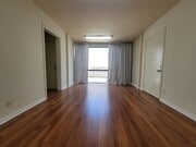 Photo - 5165-5165 1/2 Santa Monica Blvd Unit 5165 1/2  B