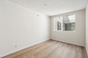 Studio - 575SF - Bedroom - The Westbury