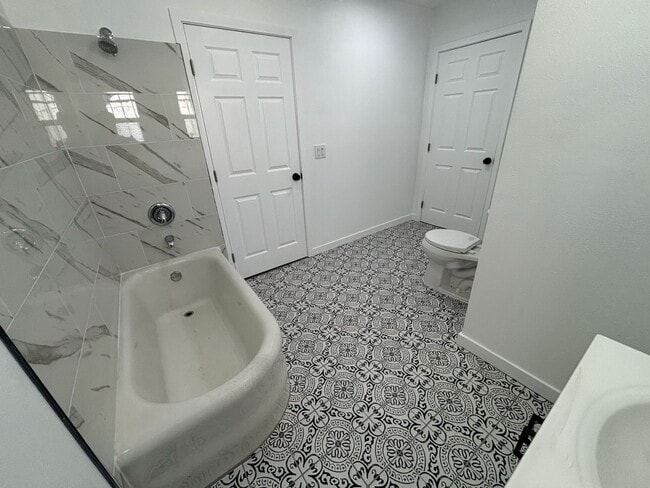 Photo - 2132 W 84th Pl Unit House