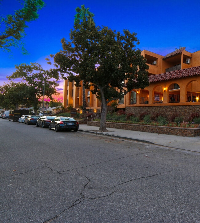 img_0825_30041522527_o - Windsor Villas Apartments