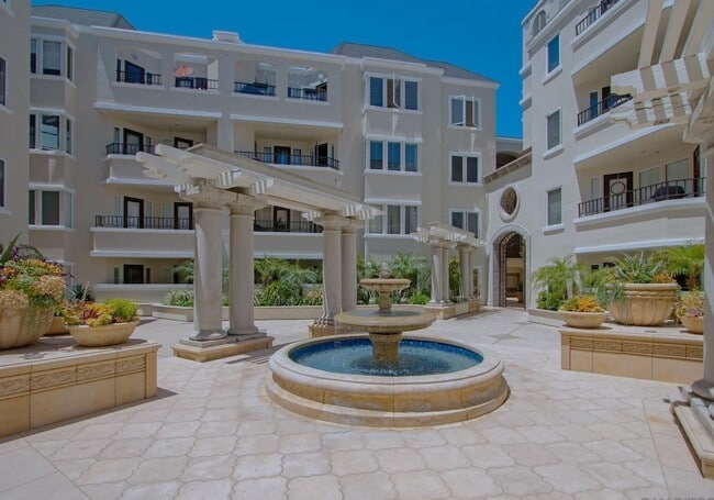 Photo - 620 State St Unit 415