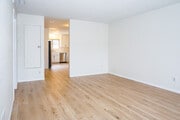 Photo - Detached home centrally located in Linda V...