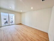Photo - 1543 Delford Ave Apartment