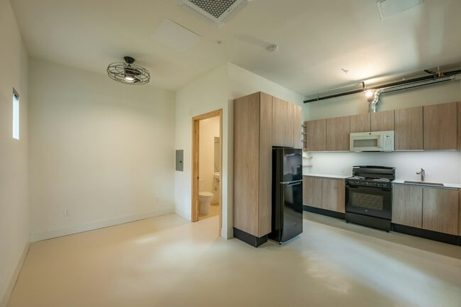 Photo - 1932 Kearney Ave Unit 05