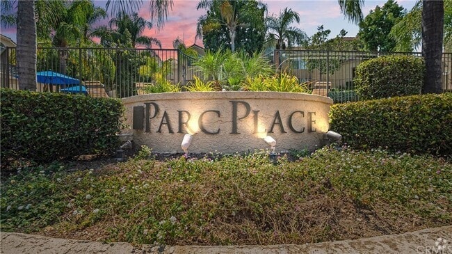 Building Photo - 13133 Le Parc Rental