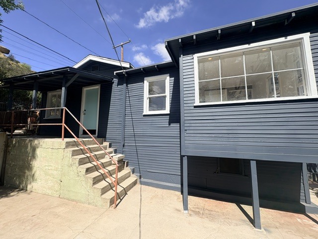 Photo - 9322 Franklin St