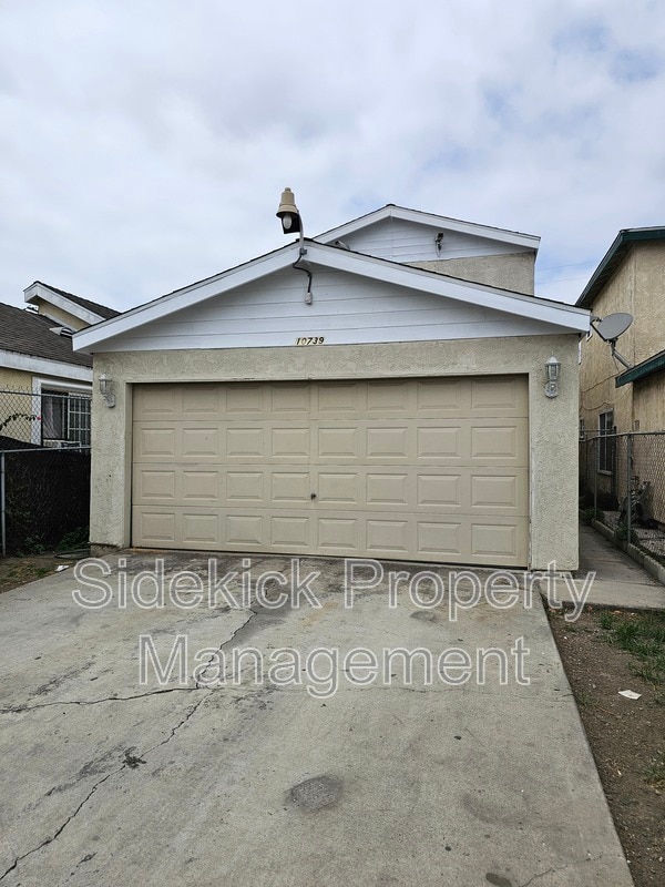 Photo - 10739 Mona Blvd House