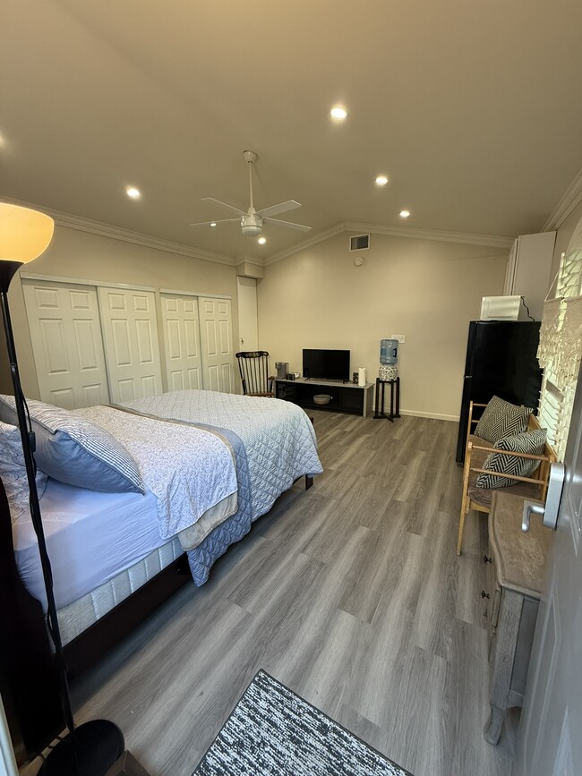 Photo - 15916 Binney St Unit Studio Apartment