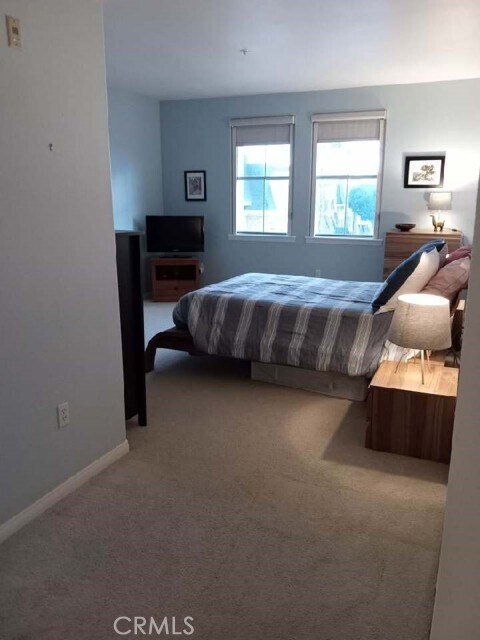 Photo - 5142 Warner Ave Unit 205