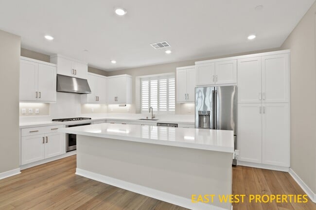 Photo - 25 Stetson St