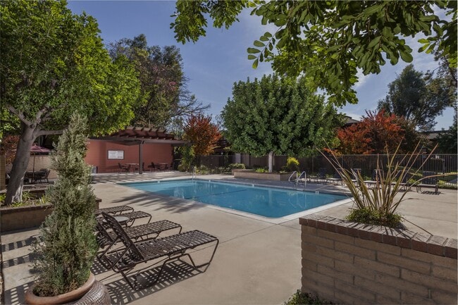 Photo - Canyon Pines Apartments