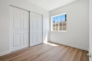 Photo - 11217 Lull St