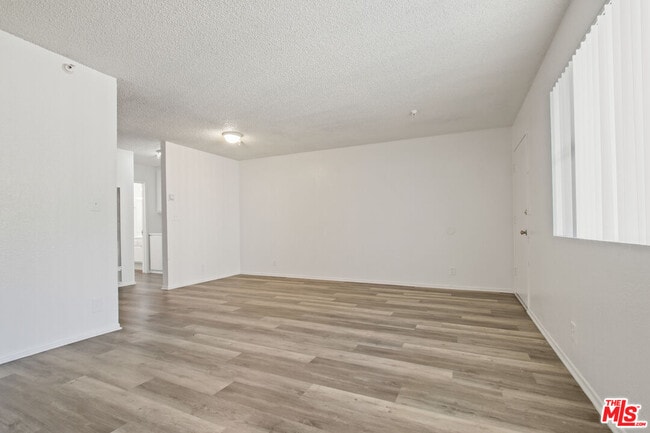 Photo - 12100 Birch Ave Apartment Unit 12100