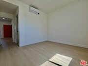 Photo - 233-233 1/2 N Chicago St Unit 233 1/2