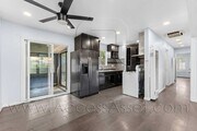 Photo - 402 Davis St Unit 1