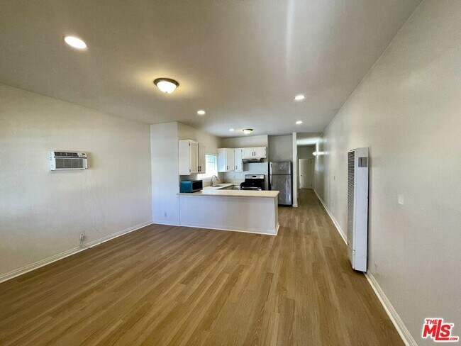 Photo - 3421 Walton Ave