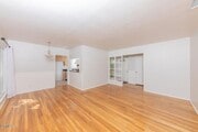 Photo - 20450 Schoolcraft St House