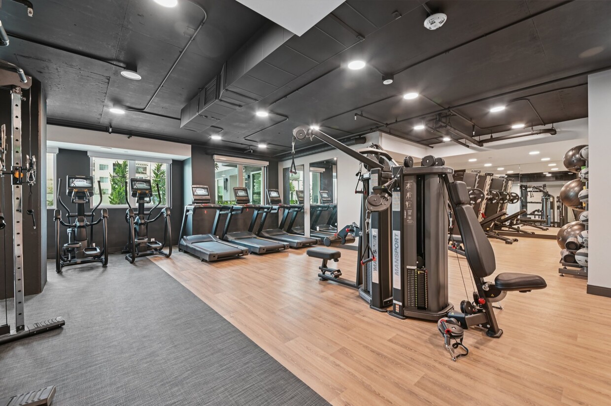 Floor Plan - 2 Bed 2 Bath +Den - 1080 sqft