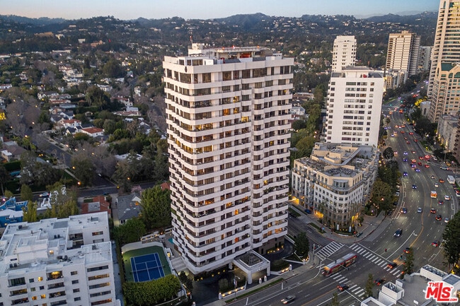 Building Photo - 10601 Wilshire Blvd Unit 1403