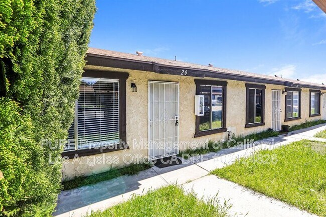 Building Photo - 23815 Hemlock Ave