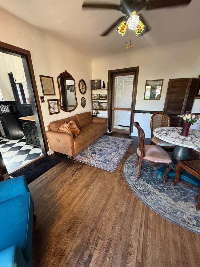 Front Room - 302 E Vince St