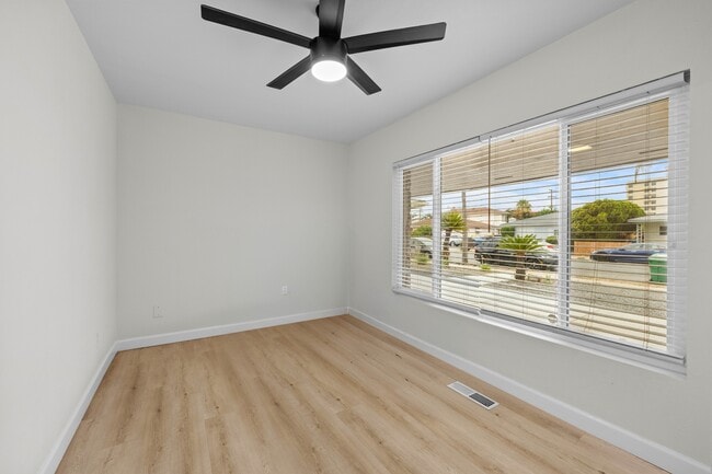 Photo - 5529 Dorothy Dr