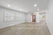 Photo - Stunning 3bd Home with Private Outdoor Oasis
