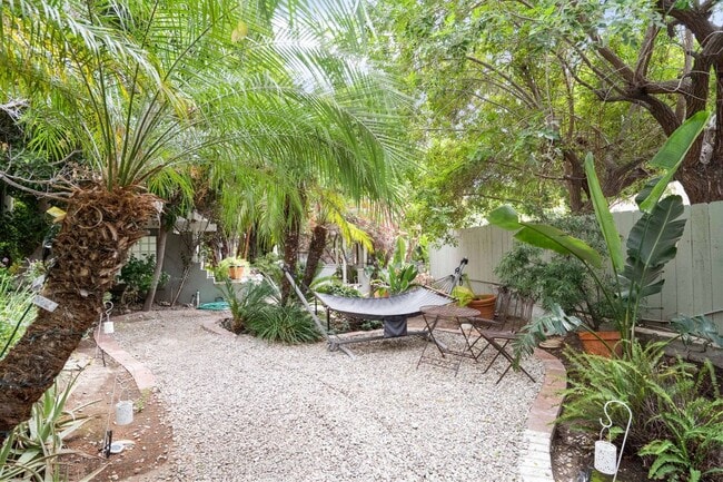 Photo - 1323 N Olive Dr Unit 41B