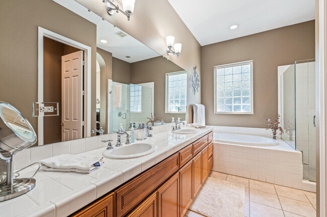 Photo - 80897 Cll Azul