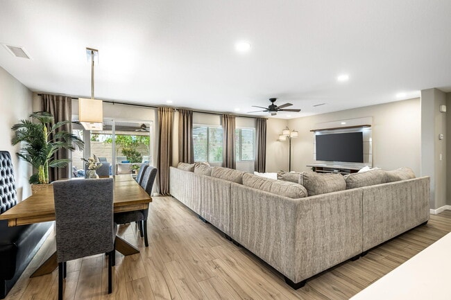 Photo - 84131 Azzura Way