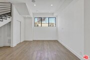 Photo - 1445 1/2 N Martel Ave Townhome