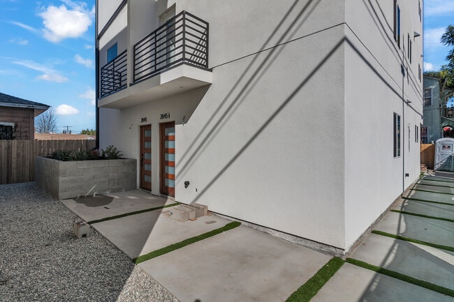 Photo - 2843 Folsom St