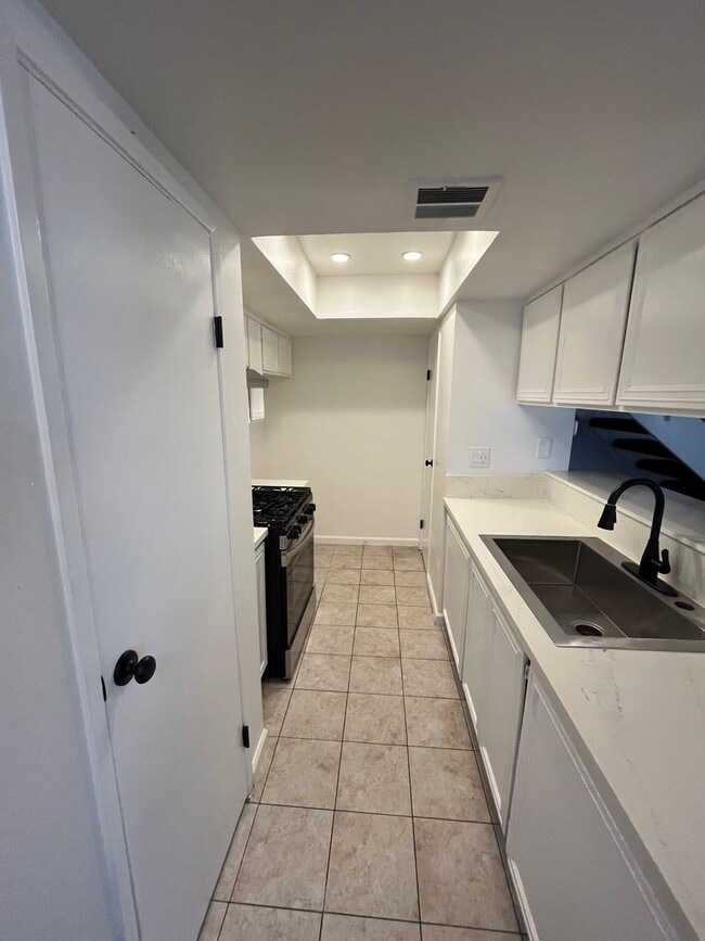 Photo - Spacious 2 Bedroom Condo/ Nicely Renovated in Azusa Unit 2