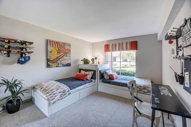 Photo - Sycamore Canyon Apartments