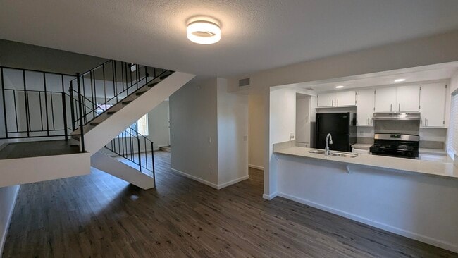 Photo - 2260 N Indian Canyon Dr Unit B