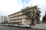 Photo - 1409 Midvale Avenue Apartments