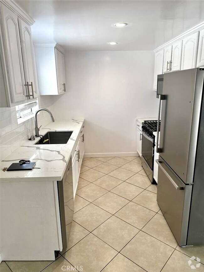Building Photo - 1221 S Meyler St Unit 3-3 Rental