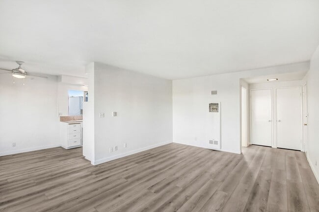 Photo - 1453 Brockton Ave Unit 09