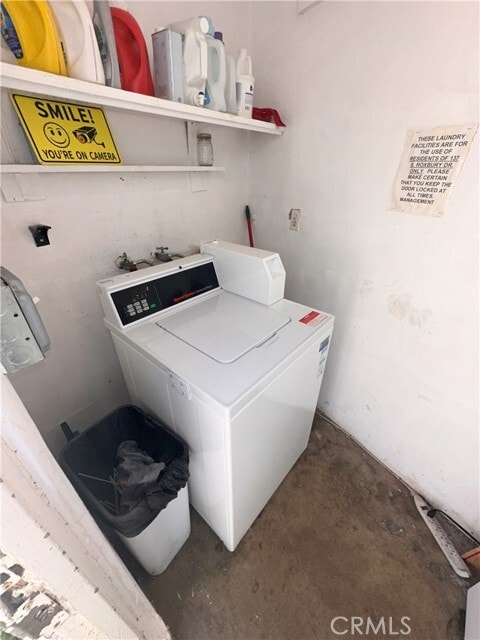 Photo - 137 S Roxbury Dr