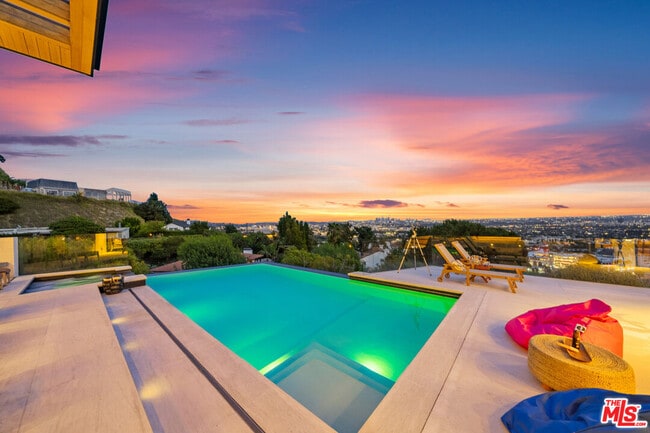 Building Photo - 8242 Hillside Ave