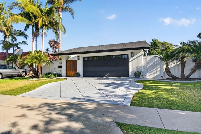 Photo - Sought After Wimbledon Village Home