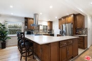 Photo - 517 N Poinsettia Pl House