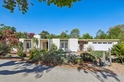 Photo - 1184 Lyndhurst Dr